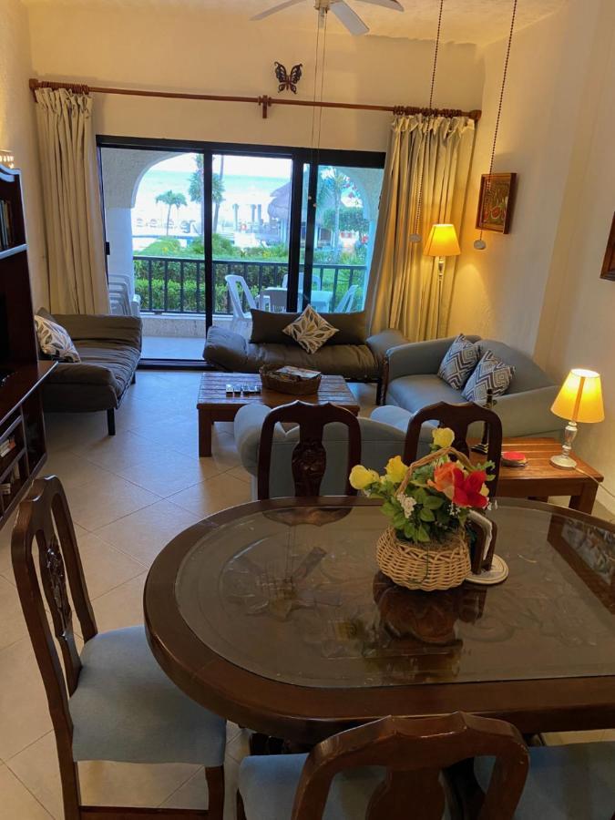 Departamento Frente Al Mar Con Dos Recamaras Y Seguridad 24 H A Dos Cuadras De La Quinta Avenida ปลายาเดลการ์เมน ภายนอก รูปภาพ